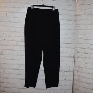🖤 Crest Tapered Black Pants · Size 6 (M)